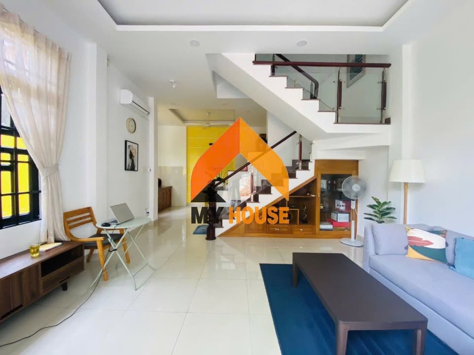 Villa mini Thảo Điền cho thuê 77m² giá 30 triệu - Đường Quốc Hương sầm uất!