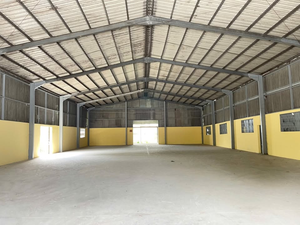 Kho xưởng cho thuê tại Bình Tân 500m² - Đường Tây Lân, giá chỉ 30 triệu!