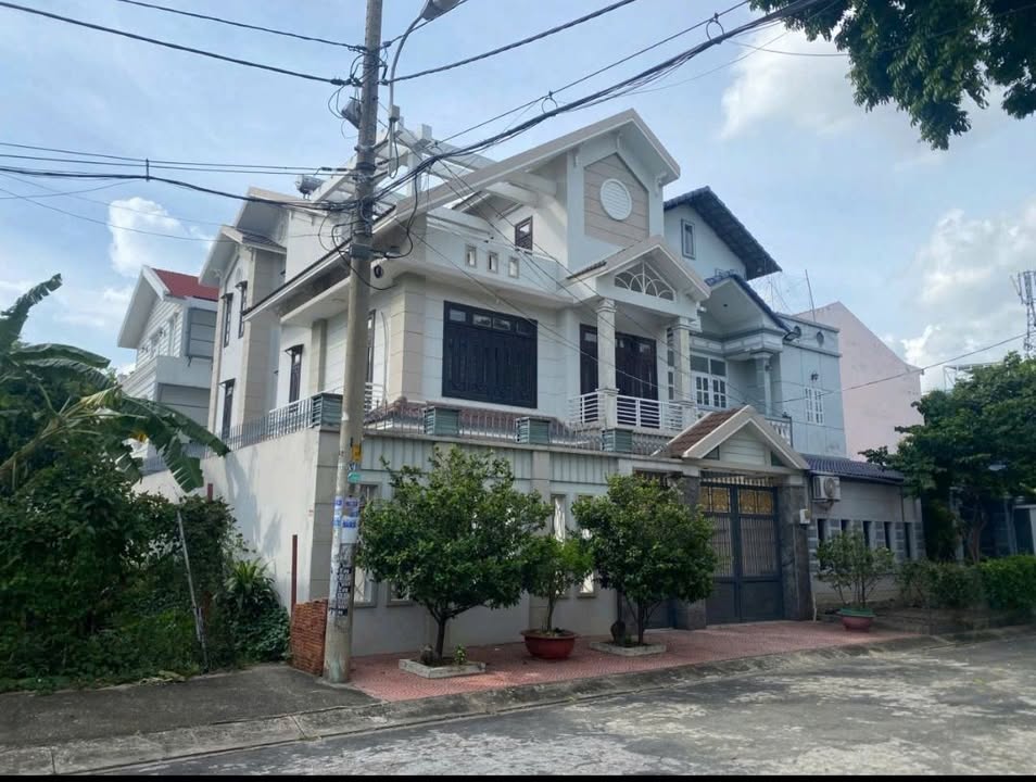 Đất xây Biệt thự tại Tên Lửa, Tân Tạo 200m² giá 17.8 tỷ - Hướng Đông Nam, Sổ hồng riêng!