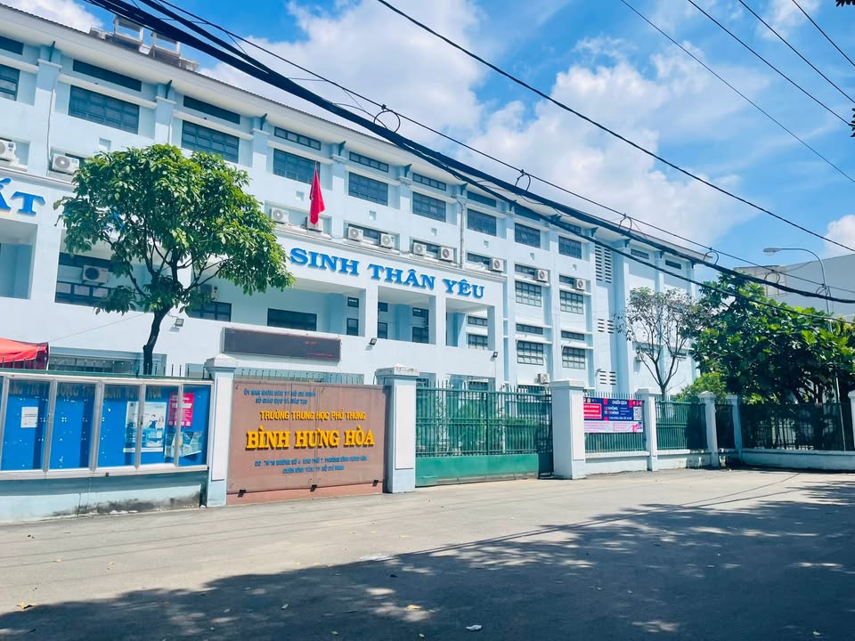 Đất nền xây chung cư mặt tiền Đường Số, Bình Tân 2000m² - Giá chỉ 50 tỷ!