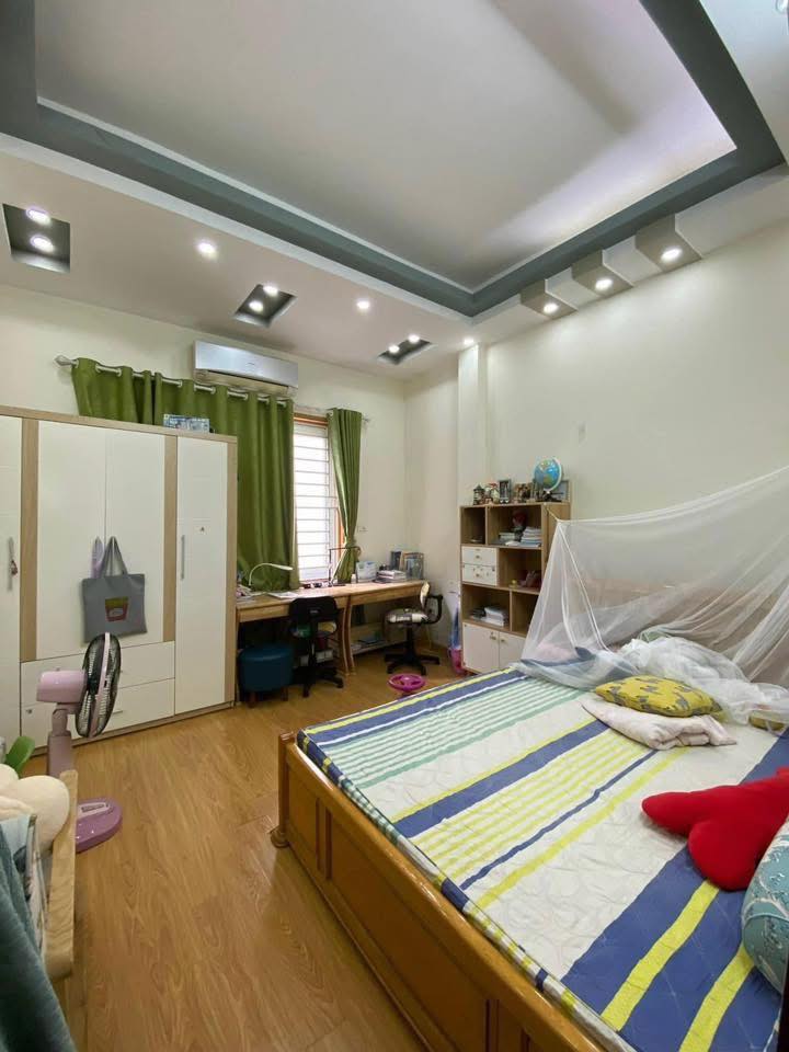 Nhà 4 tầng Xuân Đỉnh 50m² giá thỏa thuận - Sổ đỏ chính chủ, ngõ rộng 3m!