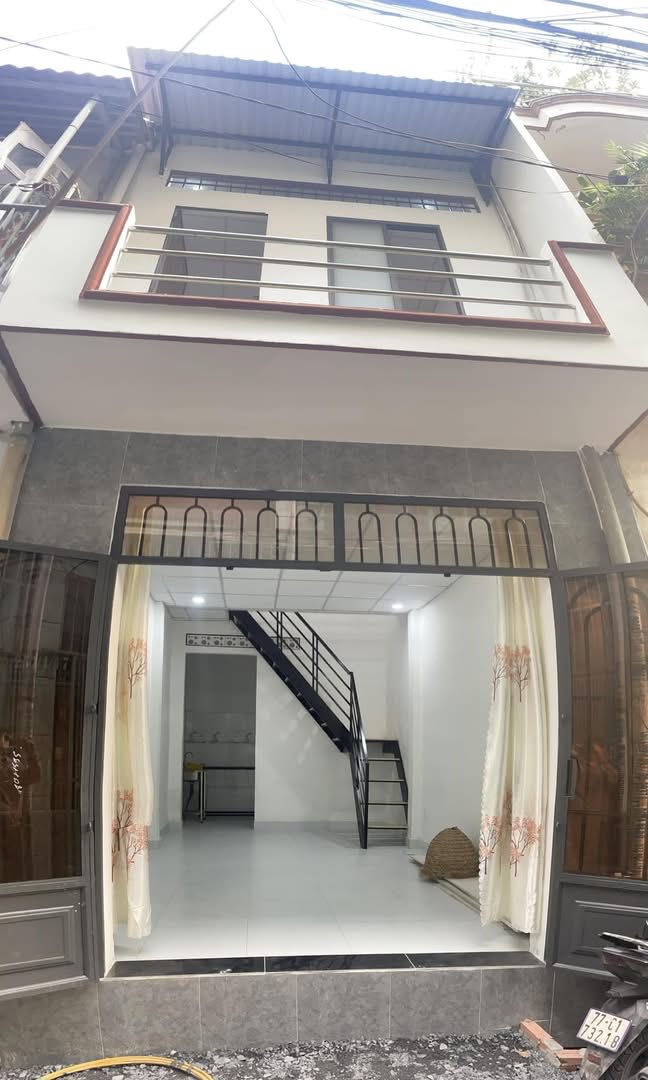 Nhà cho thuê 2PN 2WC tại Phạm Văn Bạch, Tân Bình - Giá chỉ 6 triệu/tháng!