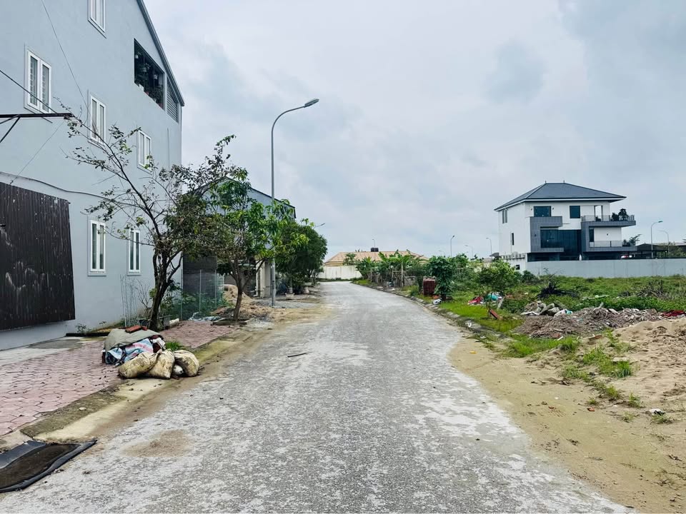 Đất nền Hưng Lộc Vinh 75m² giá 3 tỷ - Khu vực phát triển mạnh mẽ!