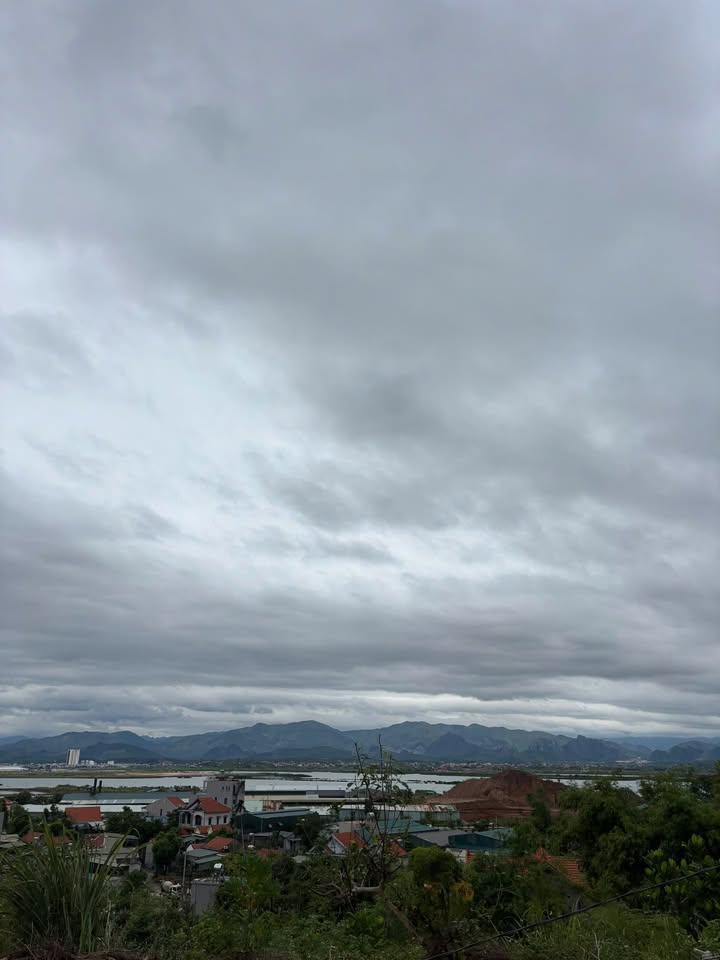 Đất nền view biển phường Hà Khẩu, Hạ Long 91m² giá 1 tỷ - Sổ đỏ chính chủ