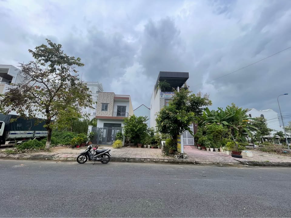 Đất nền đẹp 100m² KDC Văn Hoá Tây Đô, Cần Thơ - Giá 3.7 tỷ, sổ hồng chính chủ!