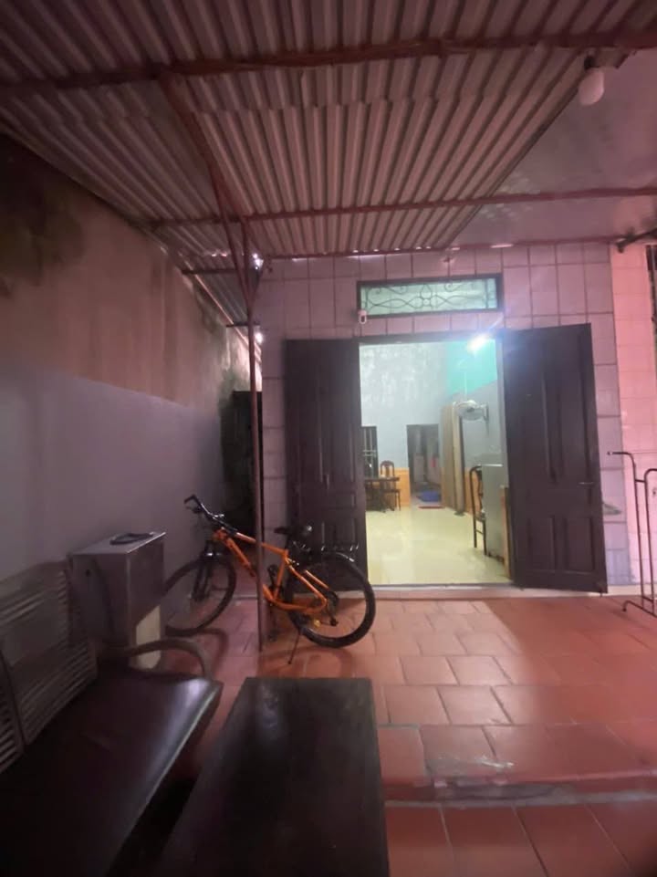 Đất chính chủ Cẩm Đông 83m² giá 1.3 tỷ - Tặng nhà mái bằng!