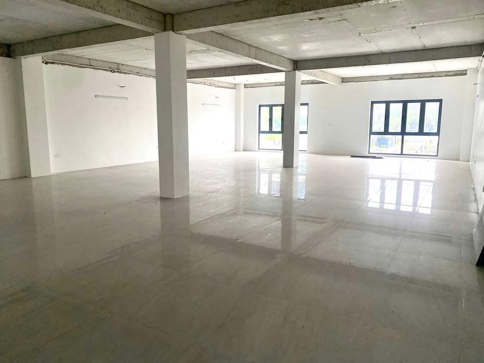 Nhà liền kề cho thuê tại phố Quang Trung Vinh 220m² – Vị trí đắc địa phù hợp kinh doanh!