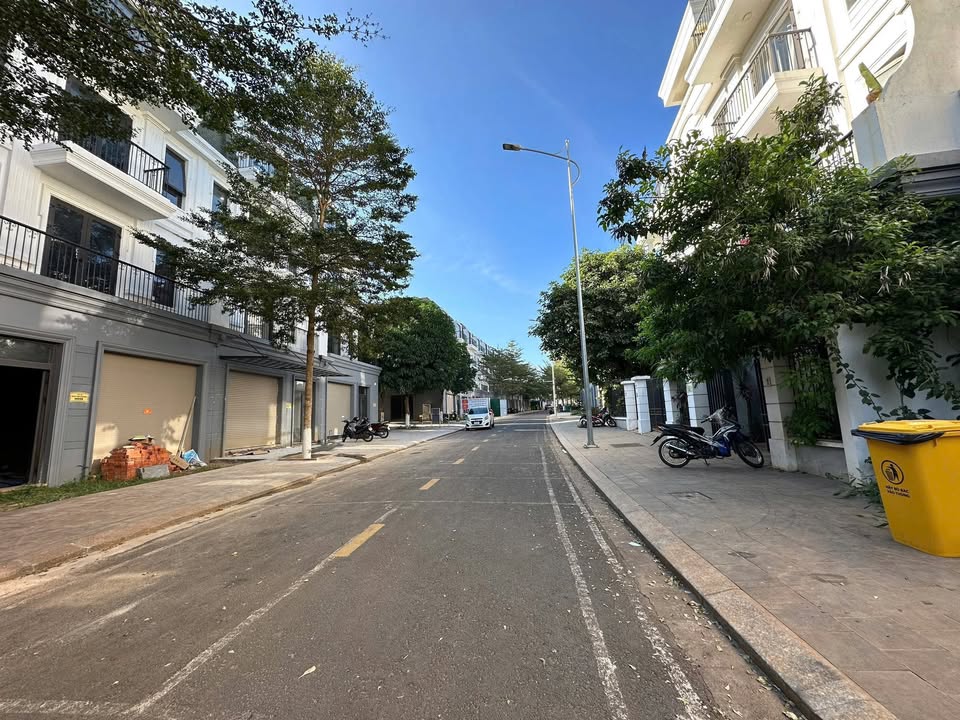 Nhà 1 trệt 3 mê đường Cát Tường, Buôn Ma Thuột 126m² giá 6.18 tỷ - Vị trí trung tâm đắc địa!