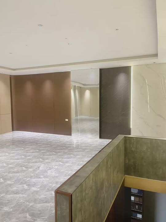 Cho thuê văn phòng tầng 2 đường Mai Hắc Đế 100m² - Không gian lý tưởng cho doanh nghiệp!