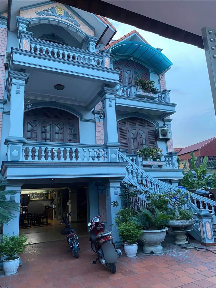 Nhà mặt đường Kênh Giang, Thủy Nguyên 185m² giá 7.799 tỷ - Thiết kế biệt thự sang trọng!