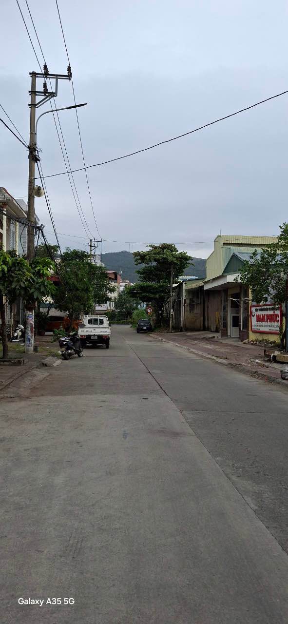 Đất nền Cẩm Thủy, Cẩm Phả 80m² giá 2 tỷ - Vị trí đắc địa, mặt tiền 5m!