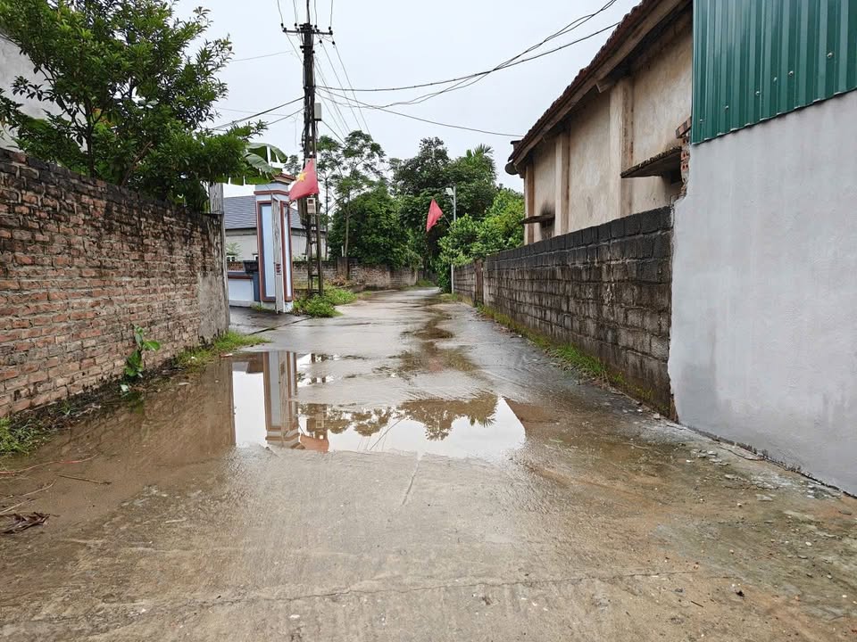 Đất nền Khánh Thượng Ba Vì 800m² giá 1 tỷ - Sổ đỏ chính chủ!