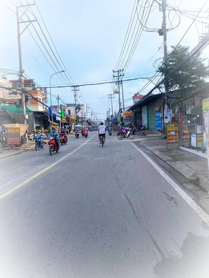 Đất mặt tiền đường Võ Văn Vân, Vĩnh Lộc B, 400m² giá 17.5 tỷ - Đầu tư sinh lời tuyệt vời!