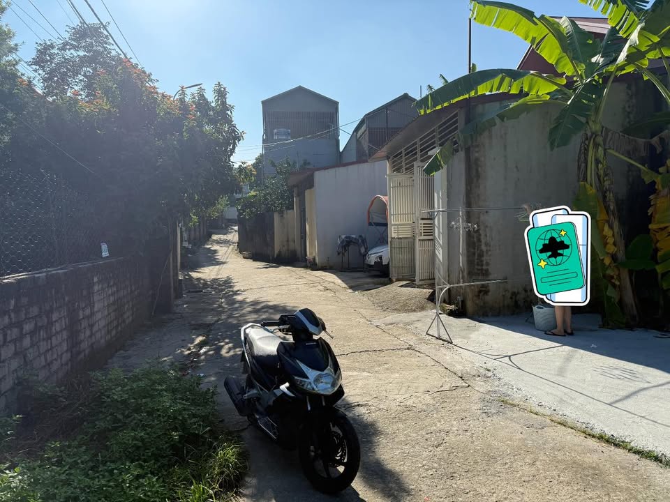 Đất Tùng Thiện, Sơn Tây 300m² giá 1.1 tỷ - Vị trí đẹp, oto tránh!