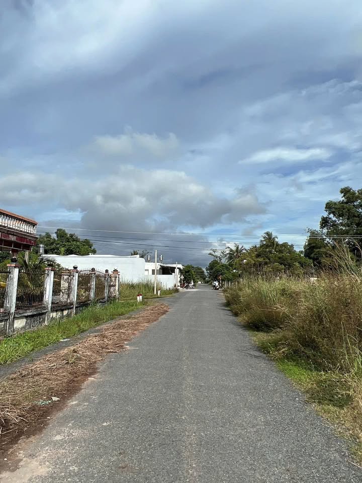 Đất thổ cư 156m² tại Long Hoa, Tây Ninh - Gần chợ và trường học, chỉ 839 triệu!