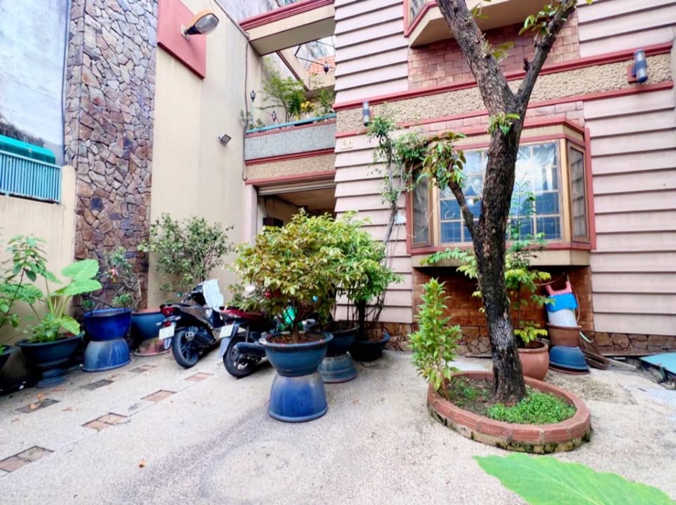 Biệt thự mặt tiền Phạm Ngũ Lão, Gò Vấp 167m² giá 28 tỷ - Đầu tư sinh lời ngay tại khu sầm uất!