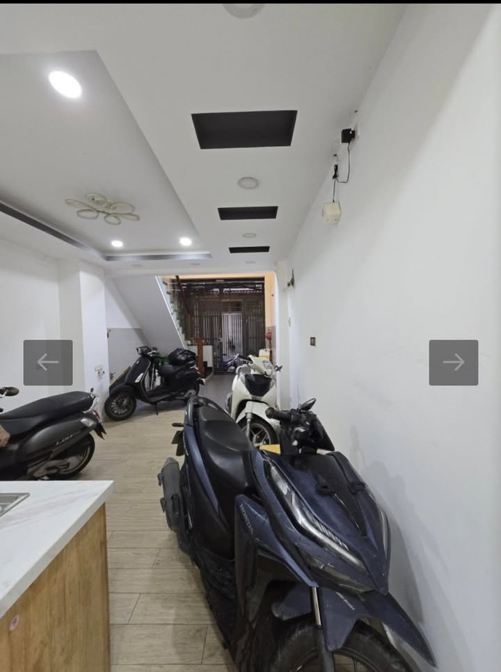 Nhà phố Lê Hồng Phong, Q10, 46m² giá 10.3 tỷ - Kinh doanh sầm uất!