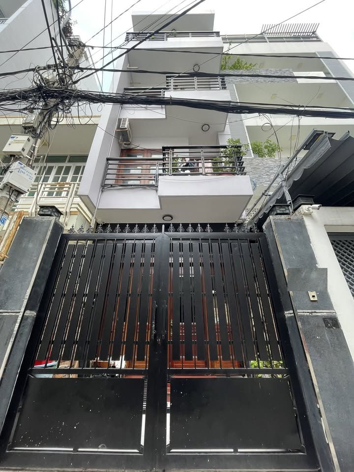 Nhà hẻm xe hơi 3 Tháng 2, Quận 10, 80m² giá 4.5 tỷ - Đầu tư sinh lời!