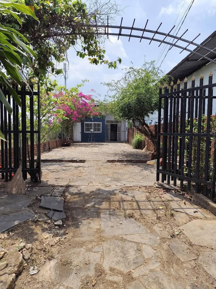 Nhà cho thuê mặt tiền đường Tây Hòa, Trảng Bom 1PN chỉ 2.5 triệu - View đẹp, tiện nghi đầy đủ!