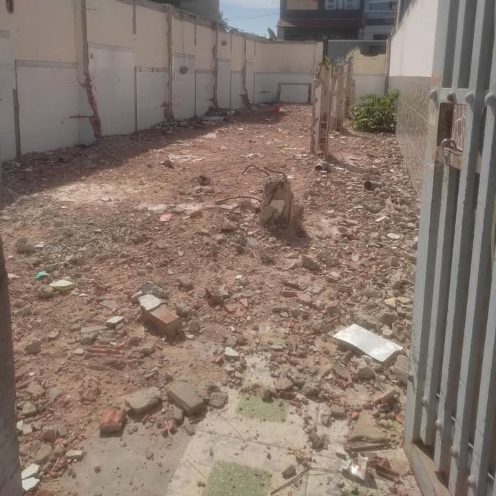 Lô đất 2 mặt tiền hẻm xe hơi Đình Phong Phú 100m² giá 5.35 tỷ - Pháp lý rõ ràng!