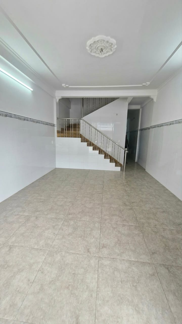 Nhà cho thuê tại KDC 586, Hưng Phú, Cần Thơ - Giá 6 triệu, mới đẹp!