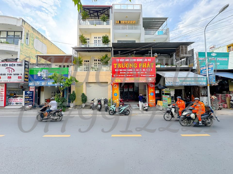Nhà mặt tiền kinh doanh đường Lâm Văn Bền, quận 7, 86m² giá 26.5 tỷ - Đầu tư sinh lời ngay!