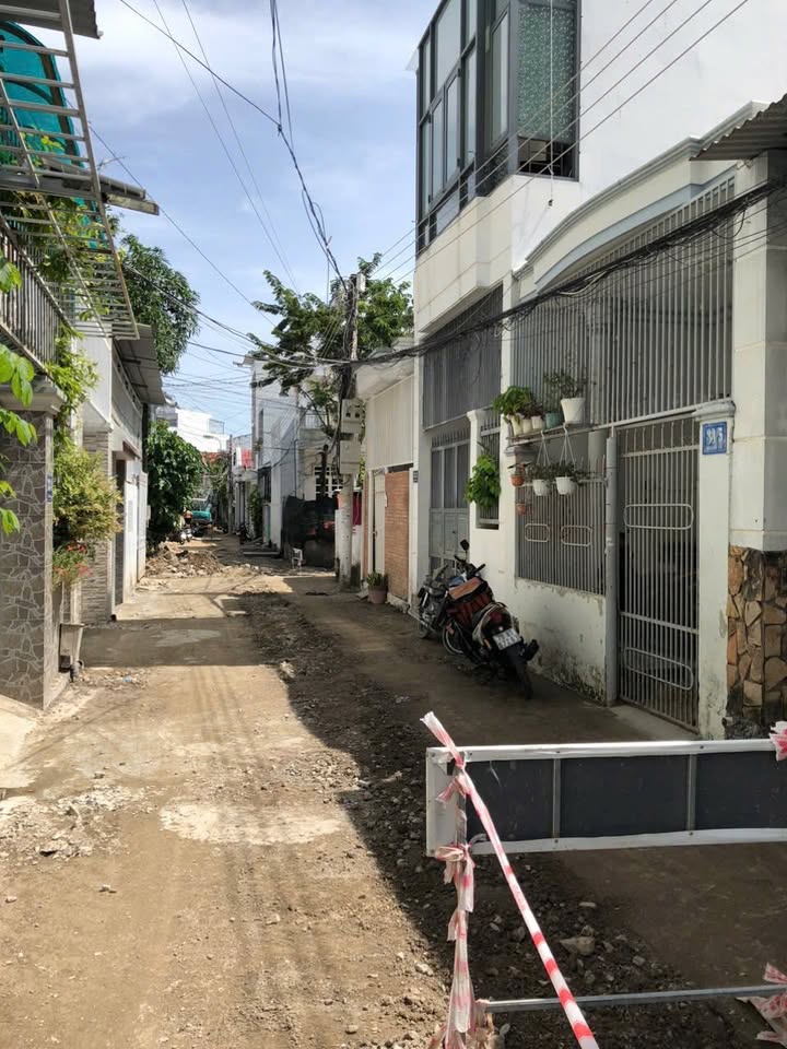 Nhà bán gấp tại Phú Xương, Vĩnh Hải 68m² - Dòng tiền ổn định, ô tô vào thoải mái!