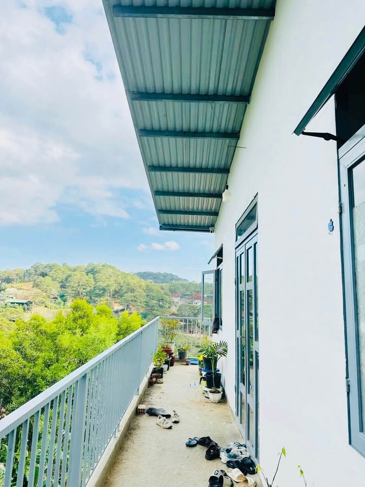 Nhà phố Đặng Thái Thân - Đà Lạt 77m² giá 1.99 tỷ - View rừng thoáng mát!