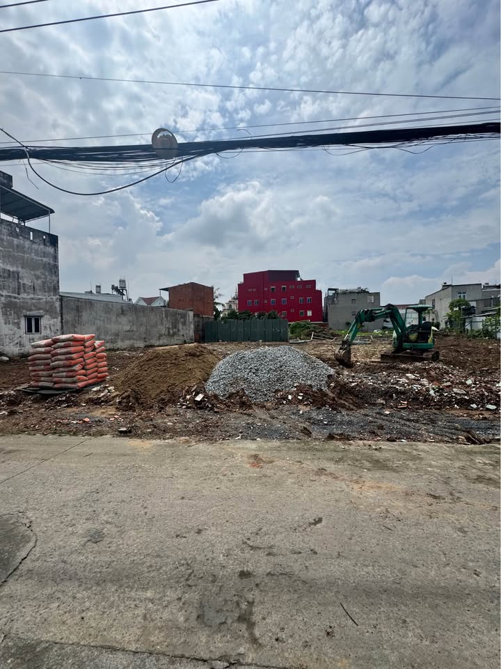 Đất nền Dĩ An 132m² giá 3 tỷ - Cơ hội đầu tư hấp dẫn!