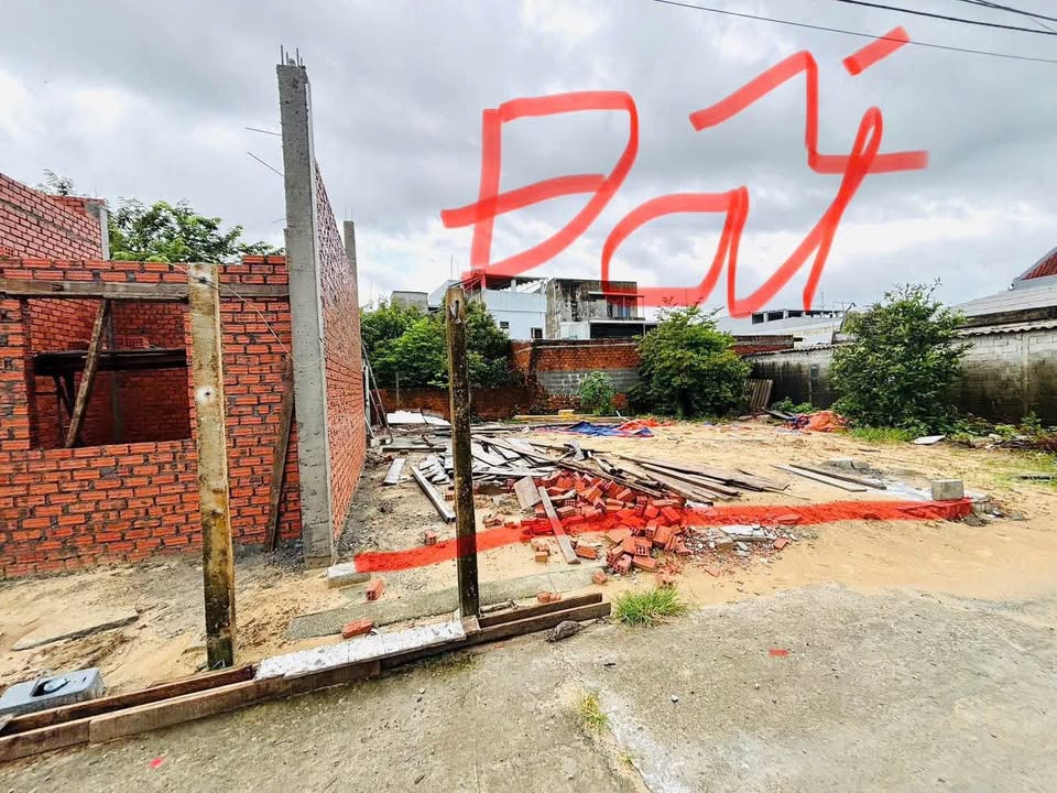 Đất nền Hòa Quý 90m² giá 3.35 tỷ - Ô tô tránh, tiện ích đầy đủ!