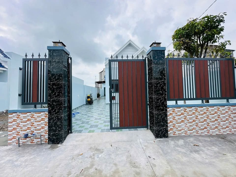 Nhà vườn nghỉ dưỡng 288m² tại Long Thượng, Cần Giuộc - Giá 3.5 tỷ, sổ riêng chính chủ!