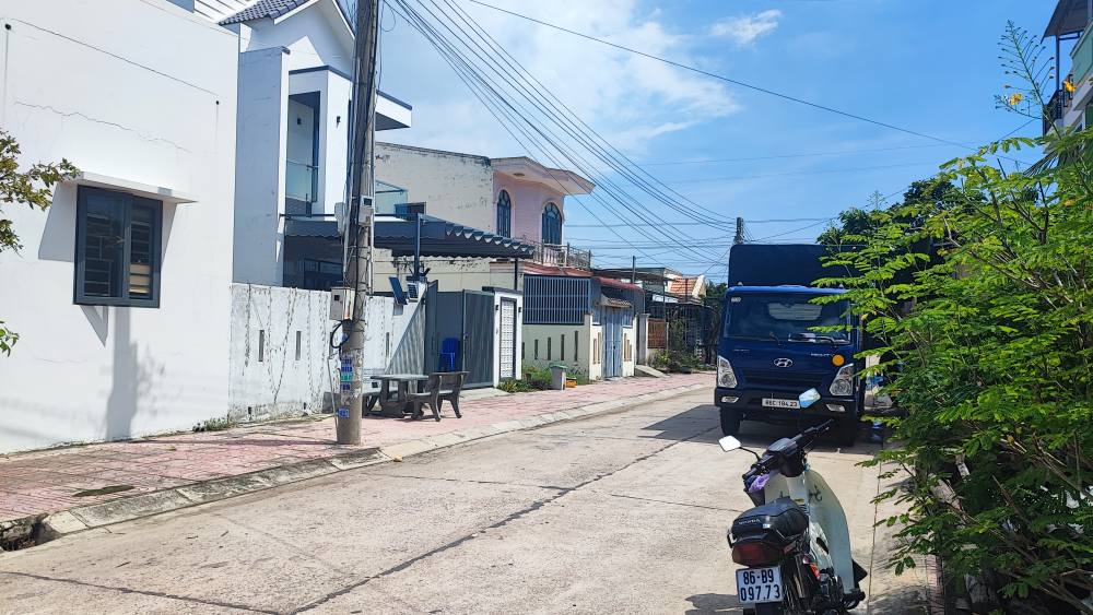 Đất thổ cư 100m² tại Hàm Liêm, giá chỉ 1.65 tỷ - Vị trí đẹp, không ngập nước!