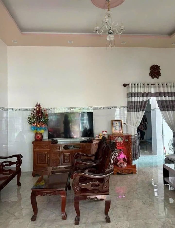 Nhà mới xây tại phường Phú Khương, TP Bến Tre 150m² giá 2 tỷ - Sẵn sàng vào ở!