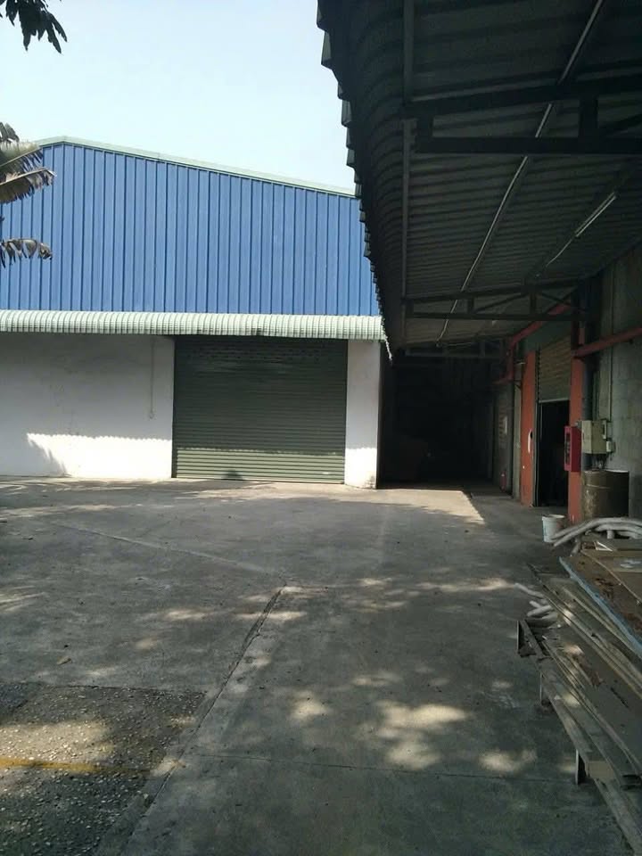 Bán xưởng 5.504m² tại đường DH 402, Tân Phước Khánh, giá 68.8 tỷ - Pháp lý đầy đủ!