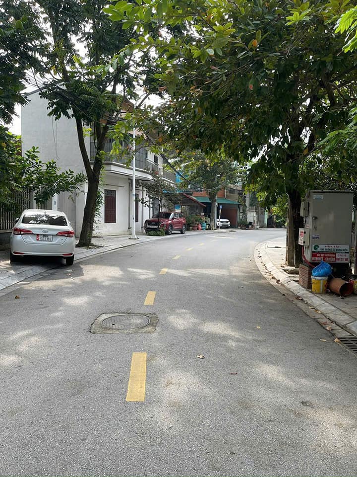 Lô đất kinh doanh Đầm Vạc Vĩnh Yên 95m² giá 4 tỷ - Đầu tư sinh lời ngay!