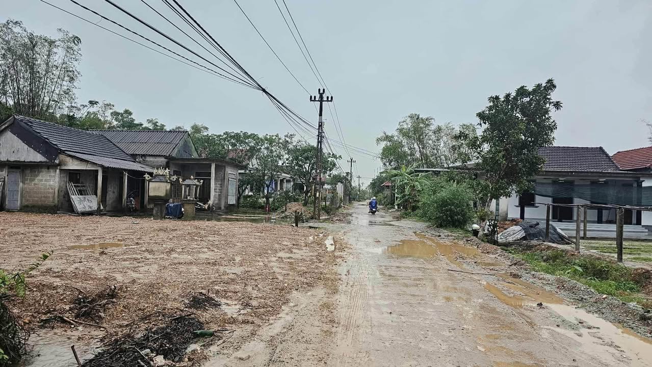 Mặt tiền kinh doanh 187m² tại Phú Hồ chỉ 799 triệu - Cơ hội đầu tư hấp dẫn!