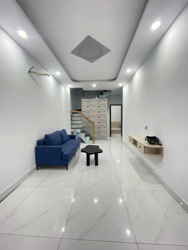 Nhà cho thuê mới xây đường Nguyễn Cửu Vân, Bình Thạnh 45m² chỉ 12 triệu/tháng - Sẵn sàng vào ở!