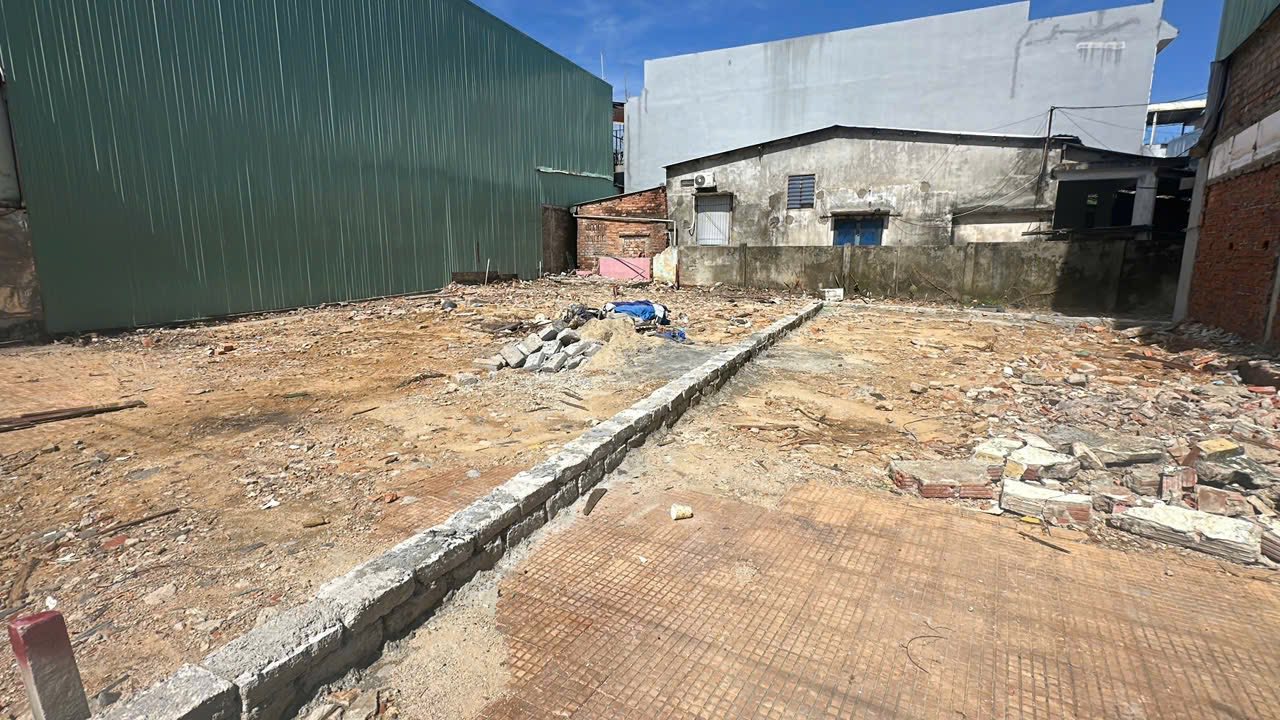 Đất nền Hoà Thọ Đông Cẩm Lệ 74m² giá 4 tỷ - Vị trí trung tâm sầm uất!