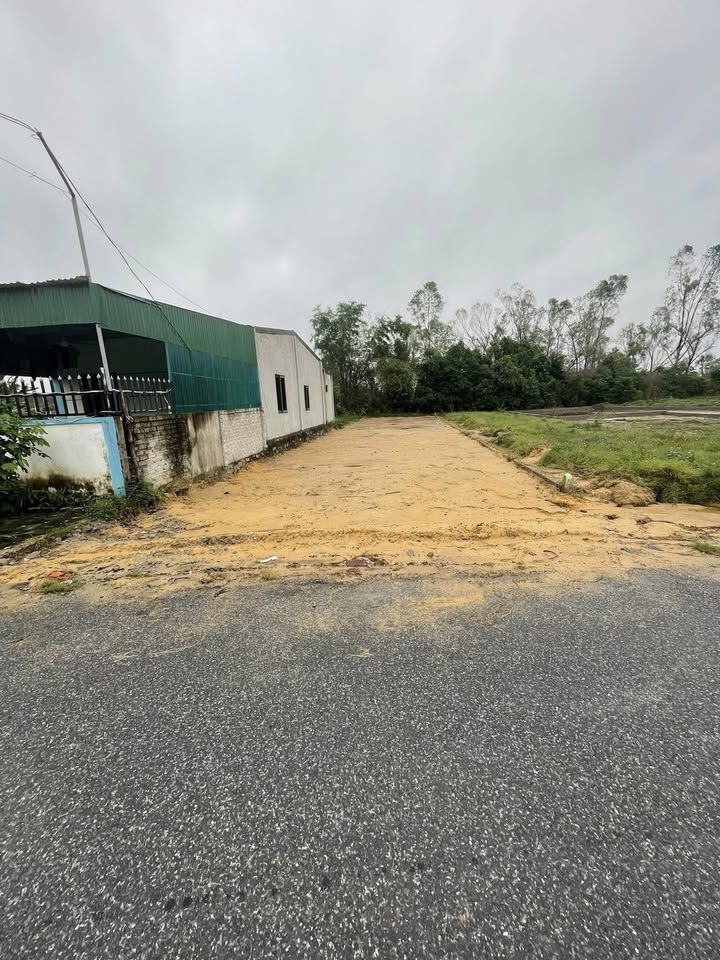 Đất Nền Nghi Trung 250m² giá 1.2 tỷ - Cơ hội đầu tư hấp dẫn!