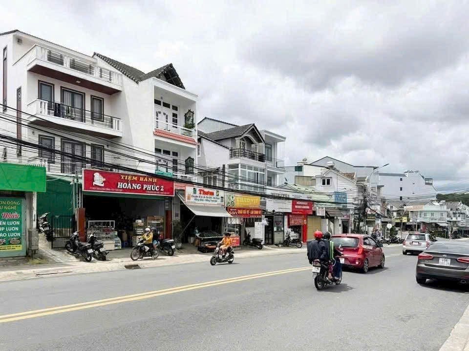 Bán nhà mặt tiền Phan Chu Trinh, Đà Lạt 183m² - Kinh doanh đa ngành nghề!
