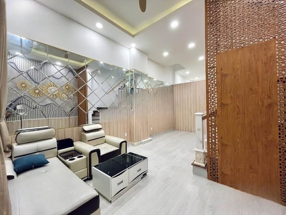 Nhà cho thuê mới full nội thất hẻm Lâm Văn Bền, Quận 7 - Giá chỉ 24 triệu