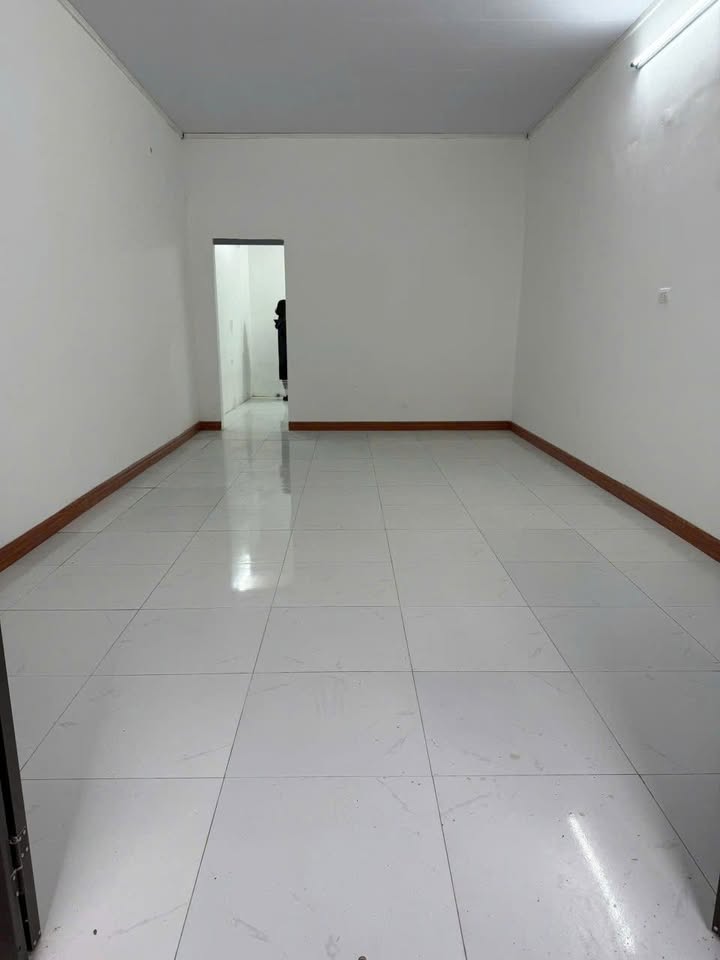 Đất ở Thúy Lĩnh, Lĩnh Nam, Hoàng Mai 43m² giá 2.2 tỷ - Ô tô đỗ cửa, hợp đồng điện nước riêng!