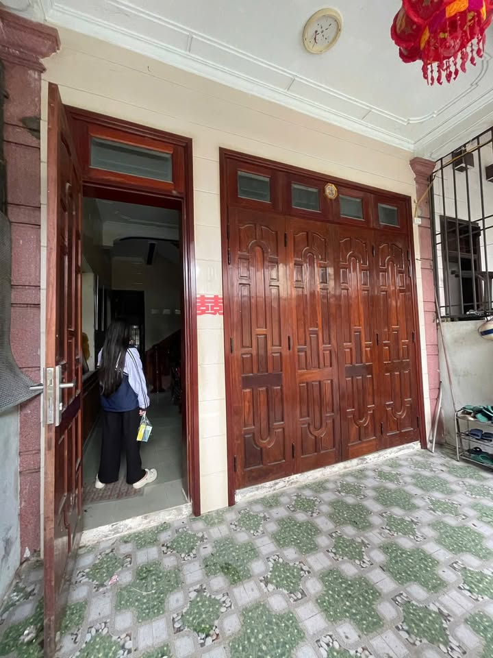 Nhà cho thuê 90m² đường Yên Bình, Vinh - Khu vực an ninh, yên tĩnh