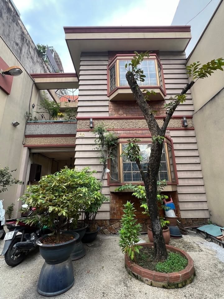 Biệt thự mặt tiền kinh doanh Phạm Ngũ Lão, Gò Vấp 144m² giá 29.5 tỷ - Đẳng cấp không thể bỏ lỡ!