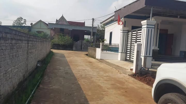 Đất lô góc 300m² tại Nghĩa Thuận - Nhà mới đẹp, tiện nghi đầy đủ!