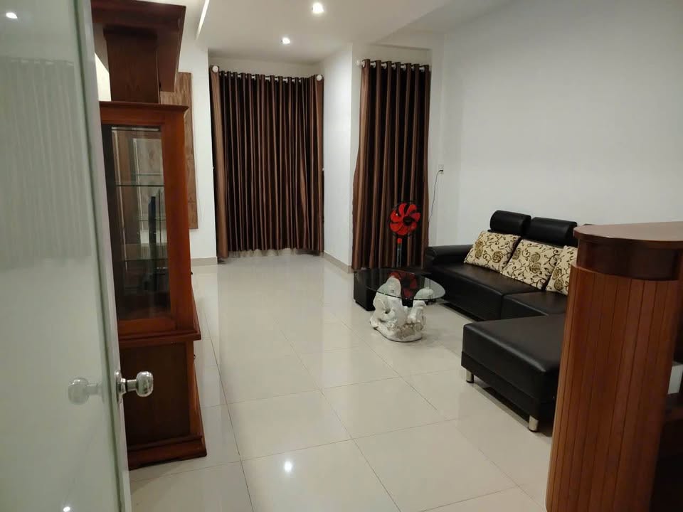 Nhà cho thuê đường Lương Văn Can, Vũng Tàu 2 lầu, 3 phòng ngủ - Giá chỉ 12 triệu/tháng!