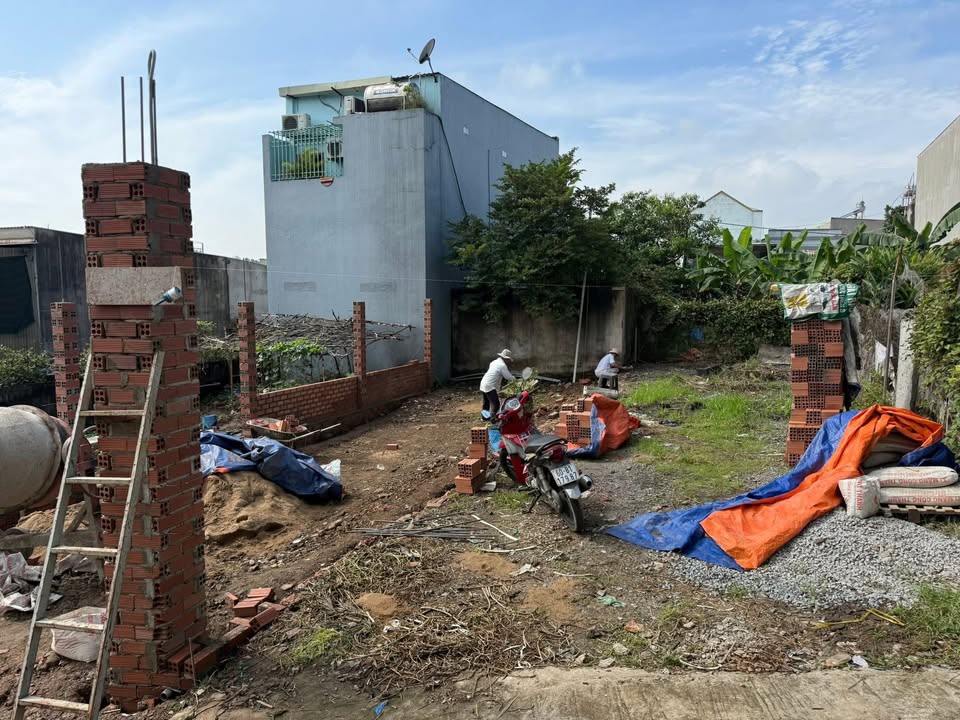 Đất thổ cư Phước Tân 75m² giá 1.6 tỷ - Sổ đỏ chính chủ, vị trí đẹp!