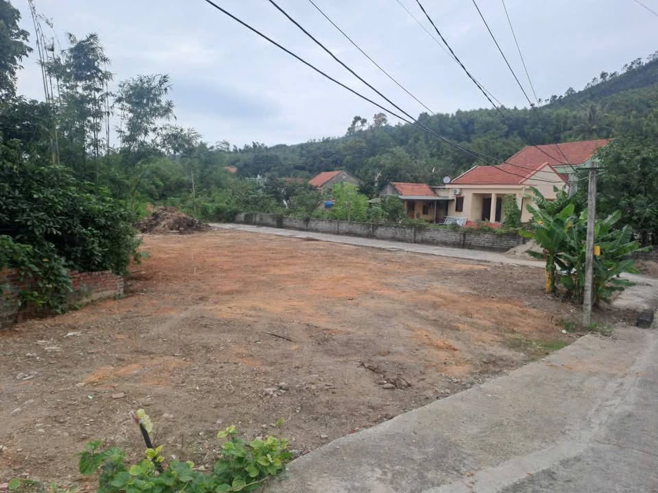 Đất nền chính chủ tại phường Việt Hưng, Hạ Long 635m² - Giá hợp lý, sẵn sàng giao dịch!