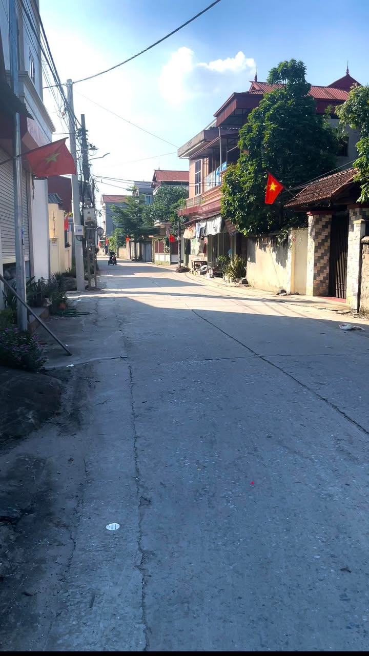 Đất Ninh Xá 50m² giá 2.3 tỷ - Mặt đường kinh doanh sầm uất!