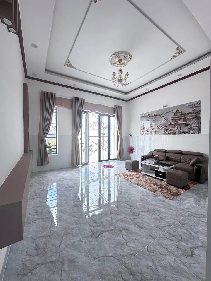 Nhà mới hoàn thiện tại Hẻm 92 Trần Phú, Tây Ninh 154m² giá 1.89 tỷ - Chính chủ bán gấp!